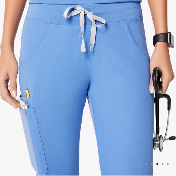 FIGS Kade Cargo Scrub Pants Ceil Blue - Picture 3 of 11